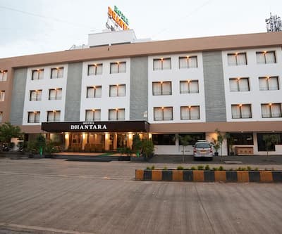 https://imgcld.yatra.com/ytimages/image/upload/t_hotel_yatra_city_desktop/v1445939202/Domestic Hotels/Hotels_Shirdi/Hotel Dhantara/Overview.jpg